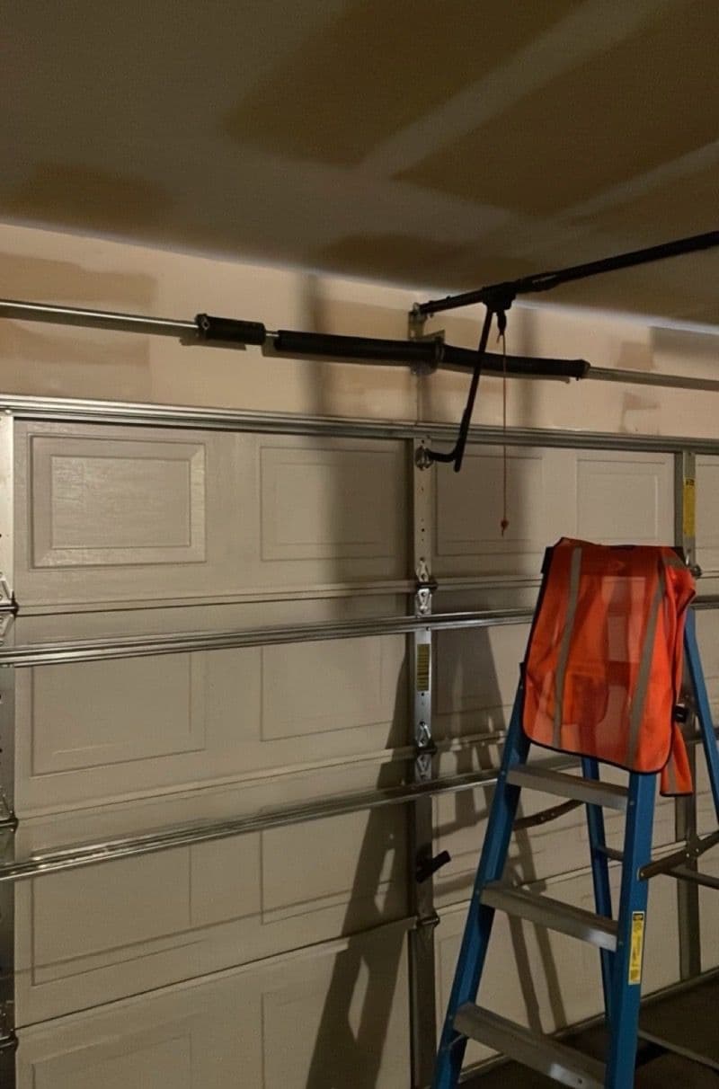 Gallery photos for Reliable Garage Door Spring Replacement Service: Image #1