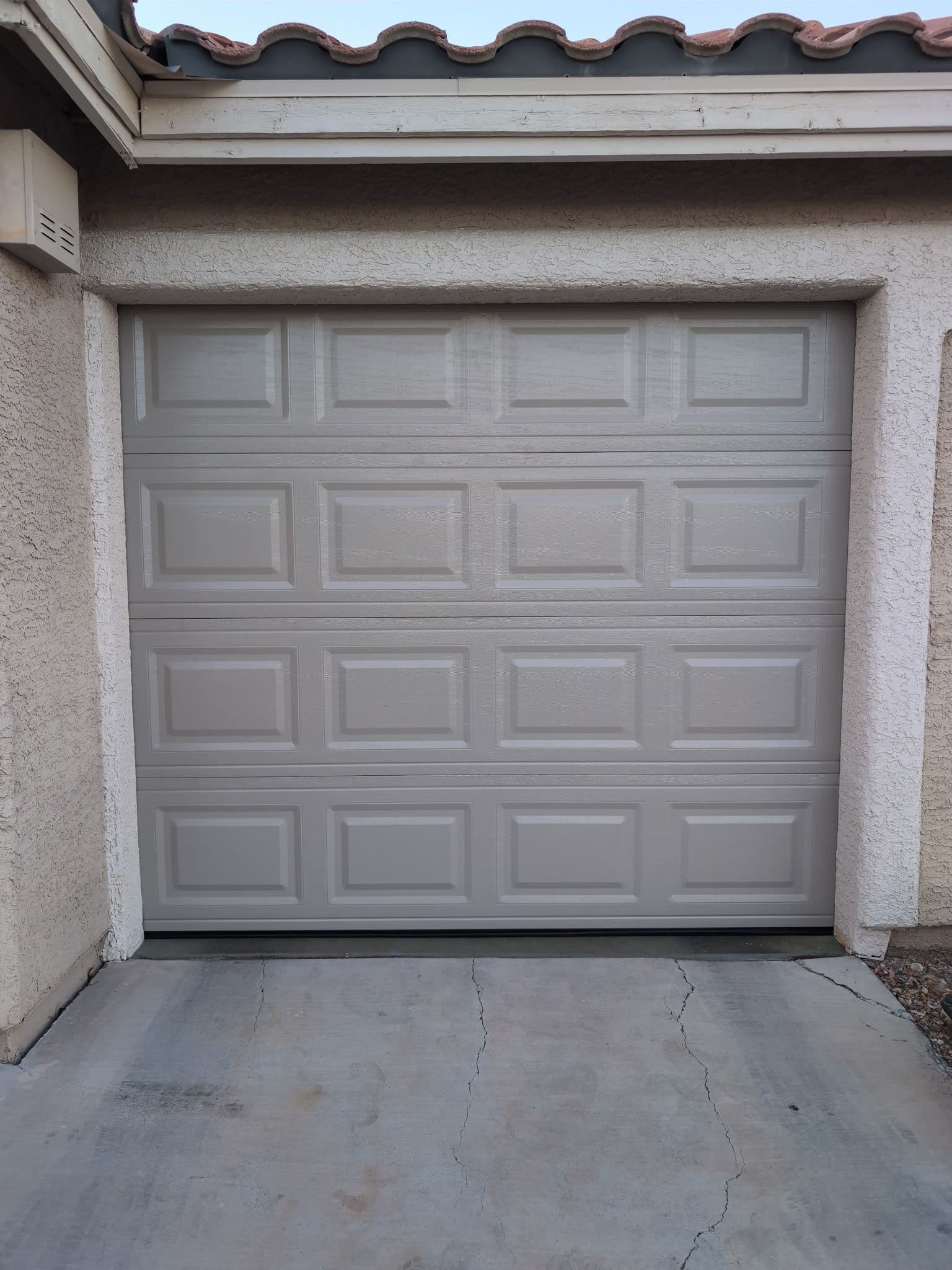 Project Fresh Look with a New Garage Door in North Las Vegas image