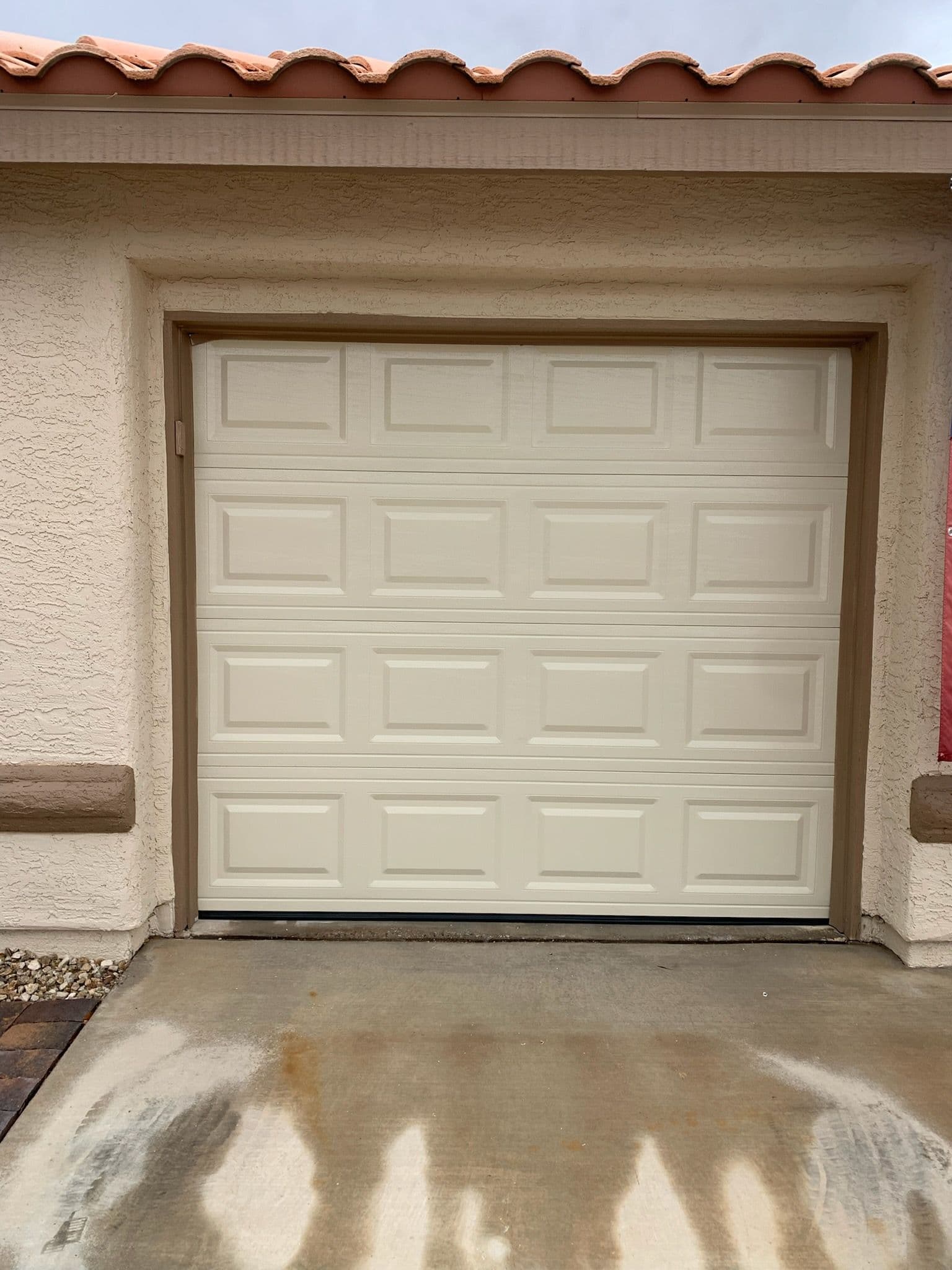 Outstanding Garage Door Installation in North Las Vegas image