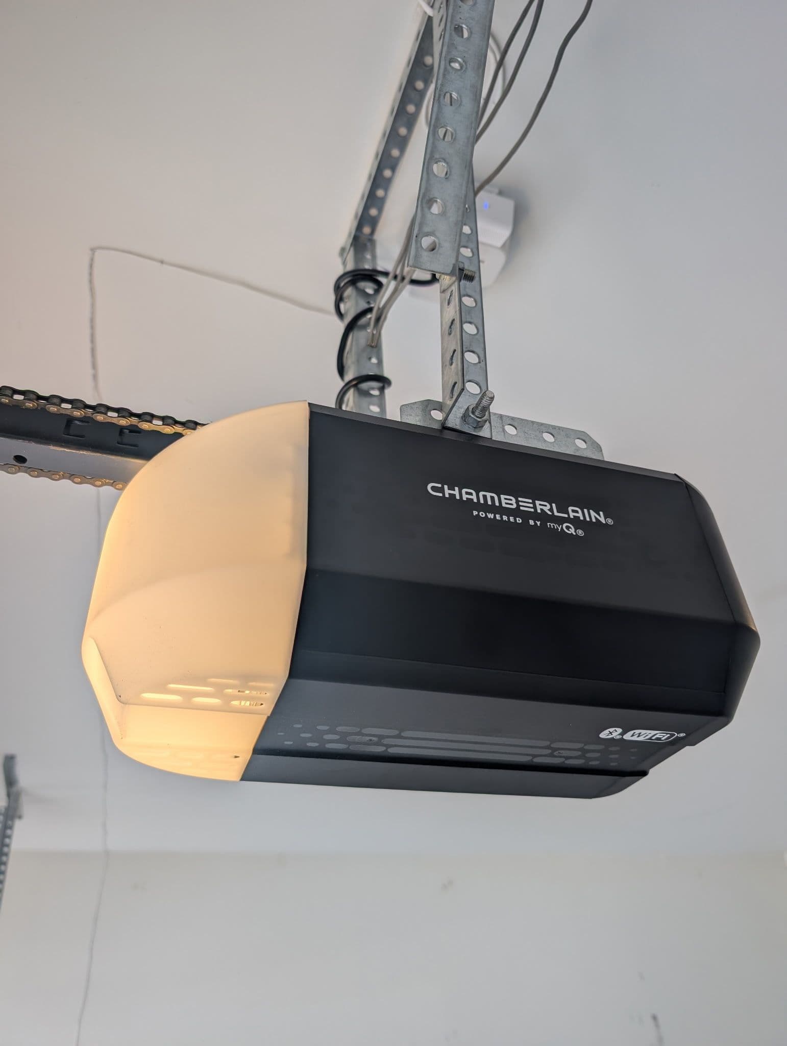 North Las Vegas Garage Opener Upgrade with Chamberlain image